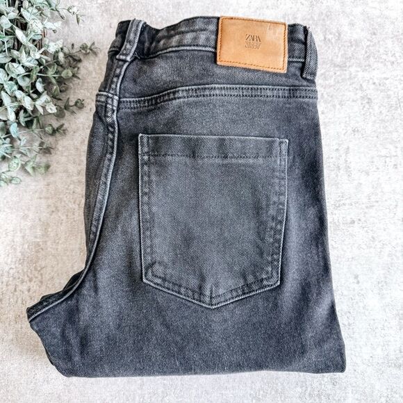 Zara Black Straight Leg High Rise Jean Size 4 - Picture 1 of 6
